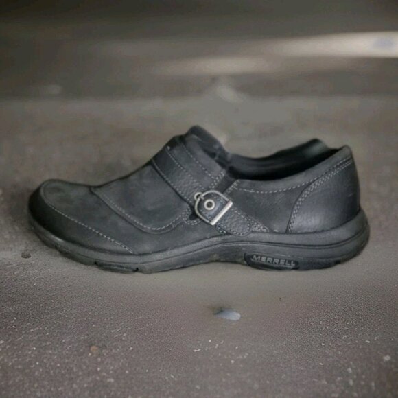 Merrell Dassie Buckle Nubuck Leather Slip-On Comfort Shoes Women's Size 8.5 - Picture 1 of 7